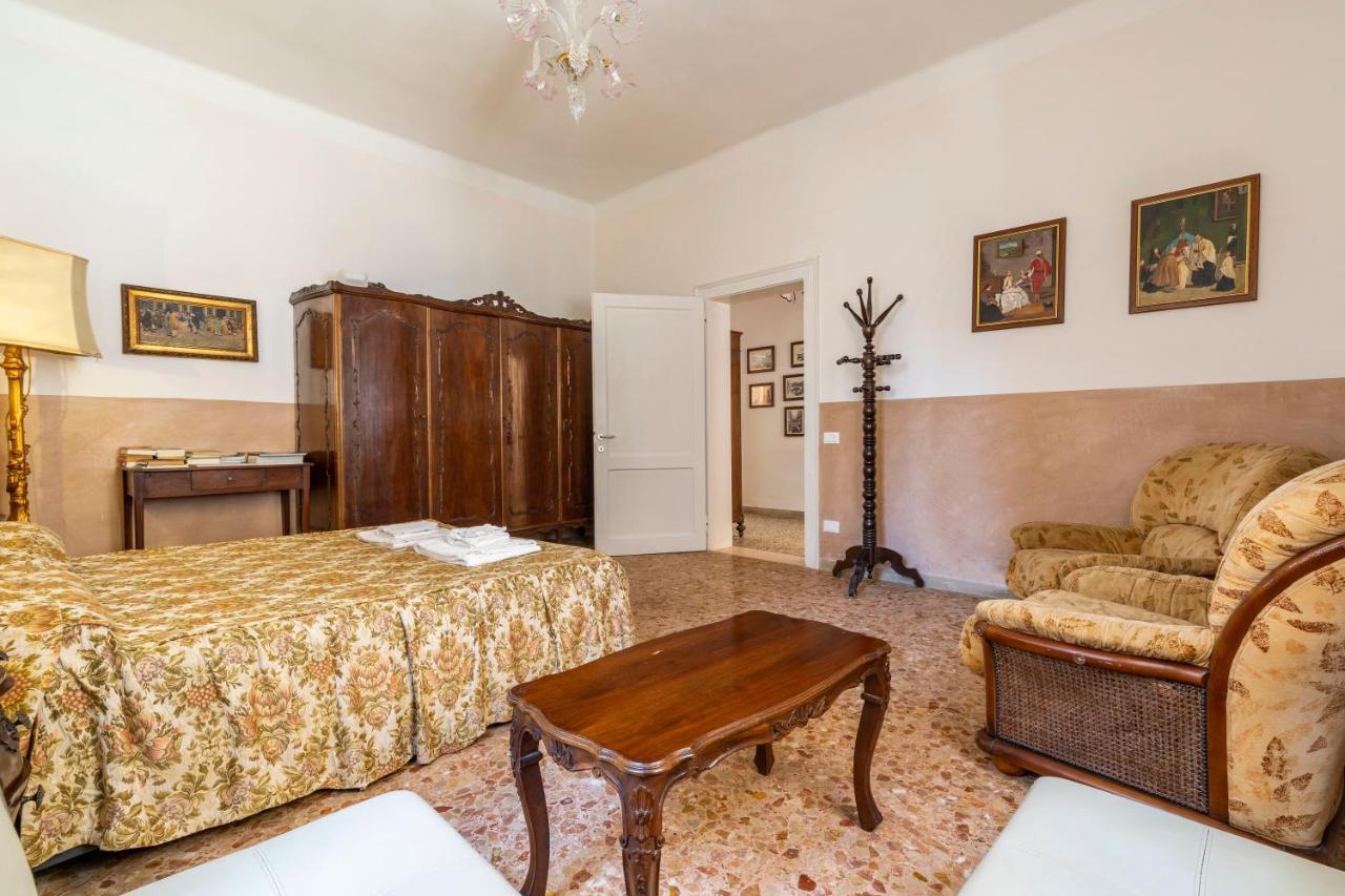 Queen House Venezia Exterior photo